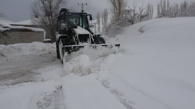 Bitlis’te 198 Köy Yolu Ulaşıma Kapandı