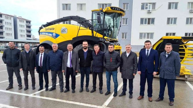 Dokap Desteği İle Mısır Silaj Makinesi Alındı