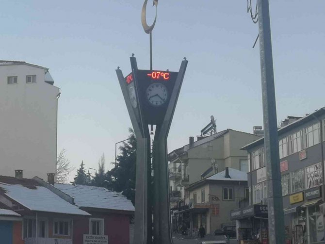 Çameli Buz Kesti