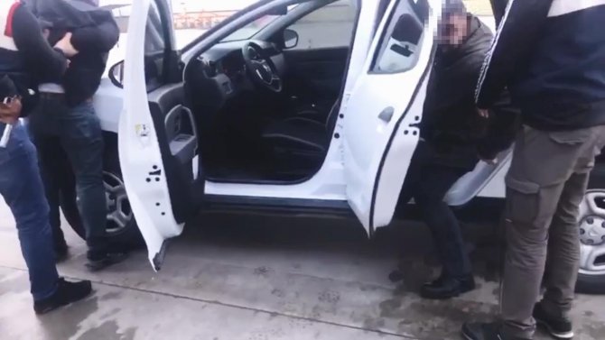 Diyarbakır’da Tarihi Eser Kaçakçılığı Yapan 3 Şahıs Suçüstü Yakalandı