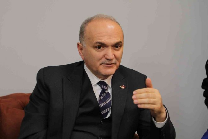 Özlü’den Sınav Öncesi Motivasyon Ziyareti
