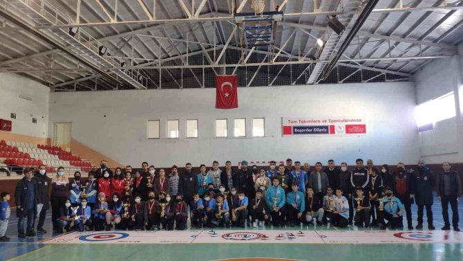 Floor Curlingte Şampiyonlar Belli Oldu