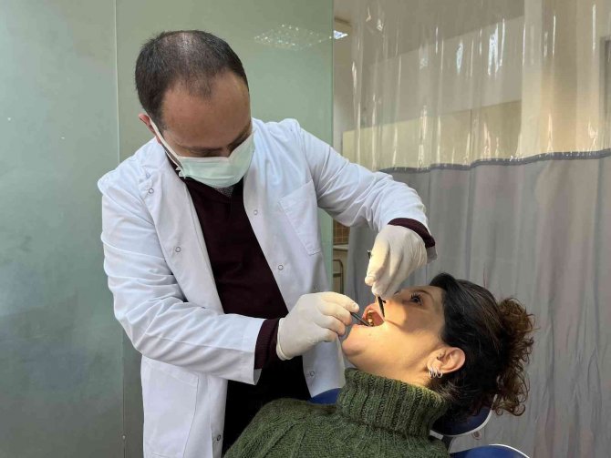 Kalıcı Yüz Felci Olmaktan Bu Operasyonla Kurtuldu