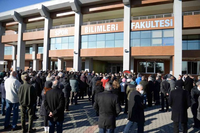 Zaim Hoca Dualarla Uğurlandı