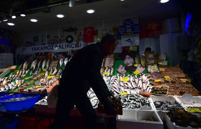 Fırtına Lüfer Getirdi