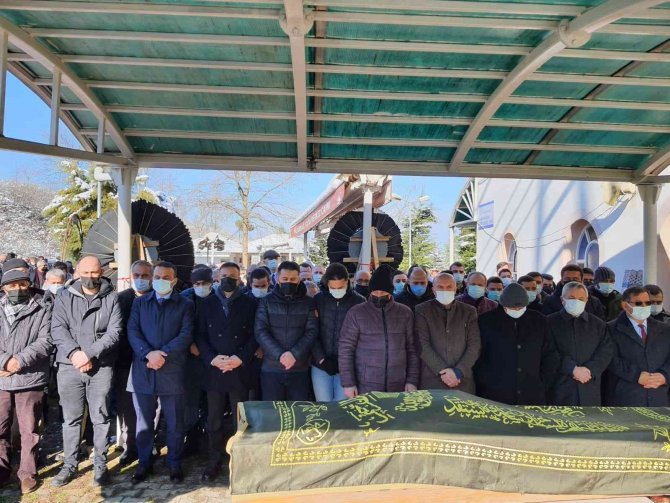 Halı Sahada Hayatını Kaybeden Şube Müdürü Son Yolculuğuna Uğurlandı