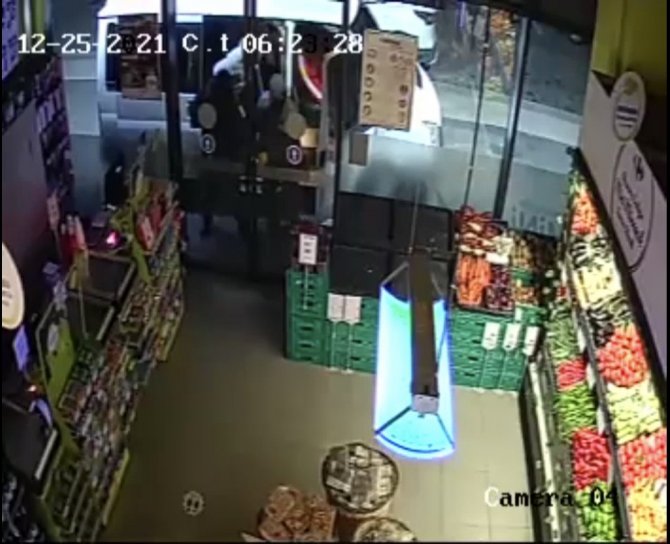 İ̇stanbul’da Hırsızlık Çetesinin Market Soygunu Kamerada: Kağıthane Polisi 3 Bin Adet Araç Sorgulayarak Yakaladı