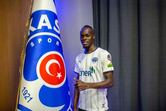 Kasımpaşa, Mamadou Fall’ı Kadrosuna Kattı