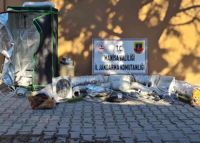 Evinde Uyuşturucu Yetiştirip Turizm Bölgelerine Satan Şüpheli Yakalandı