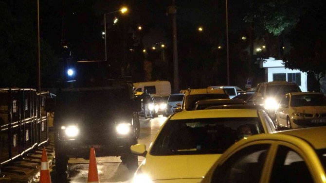 Mersin’de Tefeci Ve Kaçakçılara Şafak Operasyonu