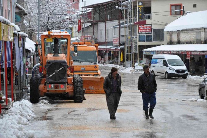 Mersinli Çiftçilerin "Kar" Sevinci