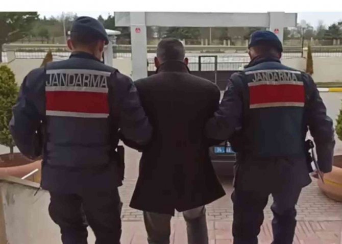 İ̇ş Arayan Cinayet Zanlısını, Jandarma İşveren Kılığına Girerek Kıskıvrak Yakaladı
