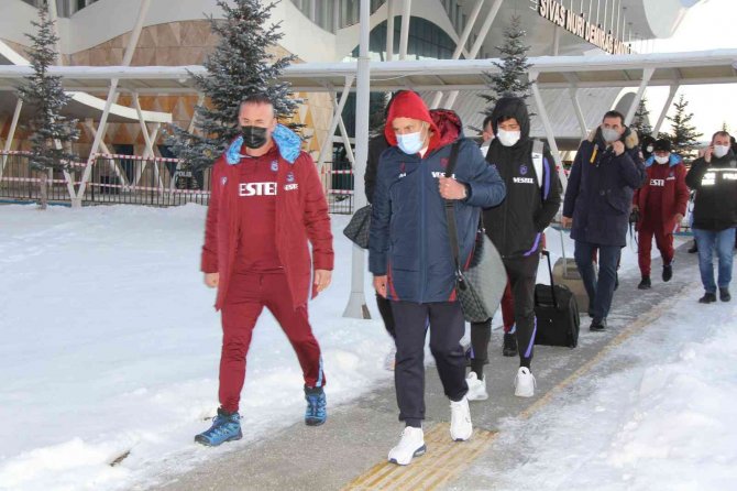 Lider Trabzonspor Sivas’ta