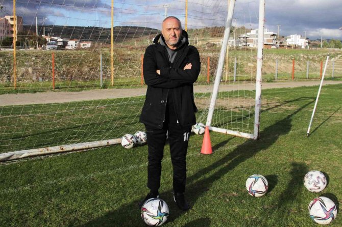 Bergama Belediyespor’a Futbolcularından Şok
