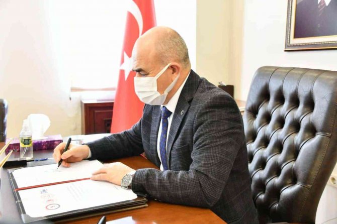 ‘Bilinçli Tüketici-bilinçli Nesiller’ İçin İmzalar Atıldı