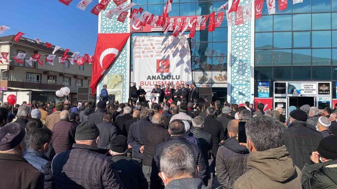Fatih Erbakan: "1,5 Milyon Üniversiteli İşsiz Var"