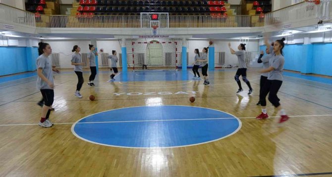 Yozgat Aile Ve Sosyal Politikalar Gençlik Spor Da Kupa Mesaisi Sürüyor