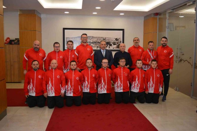 Futsal Milli Takımından Madalya Sözü