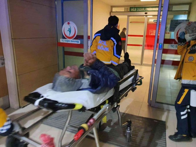 Bursa’da Alkollü Adam Isınmak İçin Yaktığı Ateşe Düştü