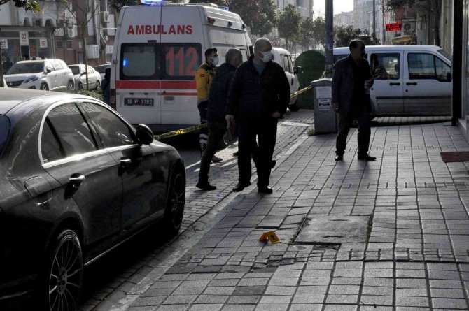 Bursa’da Tartışma Kanlı Bitti: 2 Yaralı