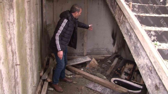 Çekmeköy’de İtfaiye İstasyonu İnşaatı, Hurdacıların İstilasına Uğradı