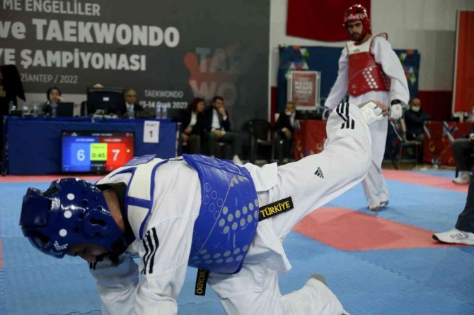İ̇şitme Engelliler Karete Ve Tekvando Türkiye Şampiyonası Gaziantep’te Yapıldı