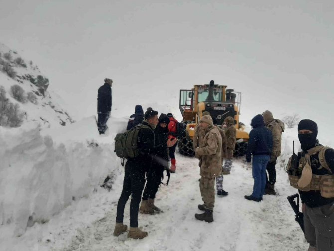 Şemdinli Sınırında Kaybolan 3 İ̇ranlı’dan Haber Alınamıyor