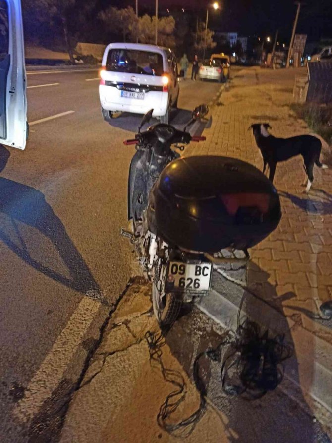 Kuşadası’nda Motosiklet Kazası; 1 Ağır Yaralı