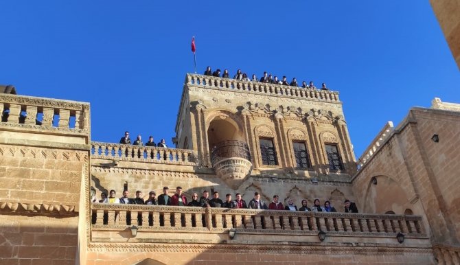 Tarihi Midyat Konuk Evine Ziyaretçi Akını
