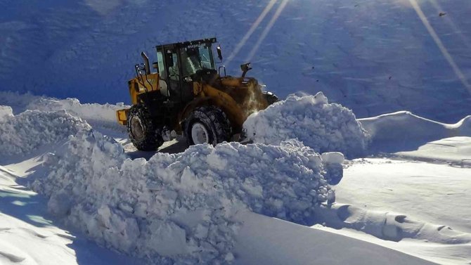 Muş’ta 86 Köy Yolu Ulaşıma Açıldı