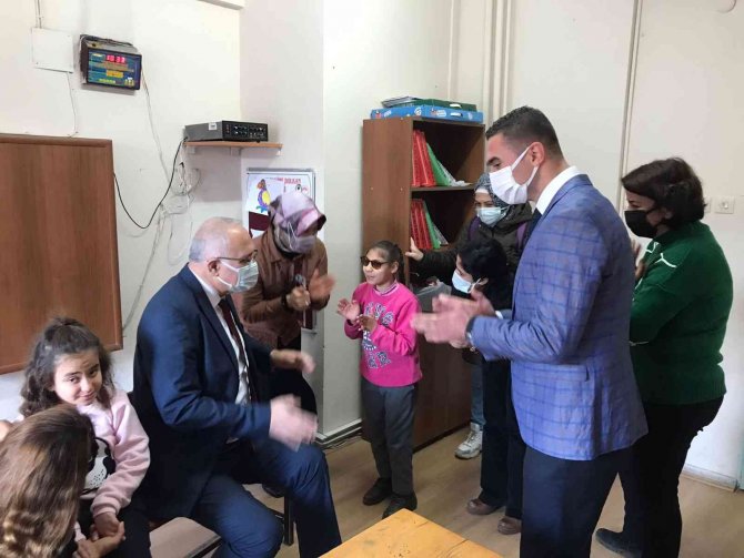 Salihli’de Farkındalık Etkinliği