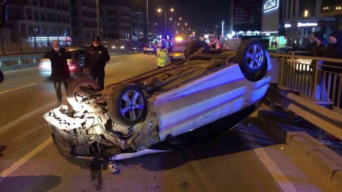 Şile’de Makas Atan Sürücü Kazaya Neden Oldu: 2 Yaralı