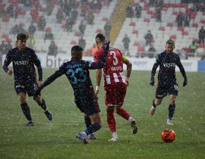 Spor Toto Süper Lig: Dg Sivasspor: 1 - Trabzonspor: 1 (Maç Sonucu)