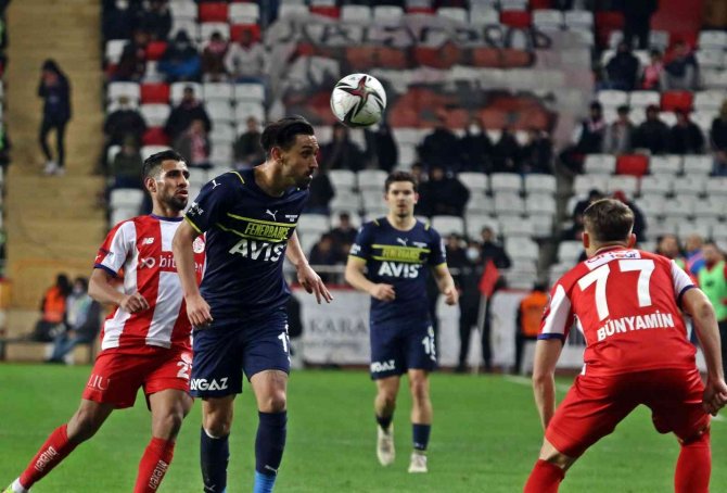 Spor Toto Süper Lig: Ft Antalyaspor: 1 - Fenerbahçe: 1 (Maç Sonucu)