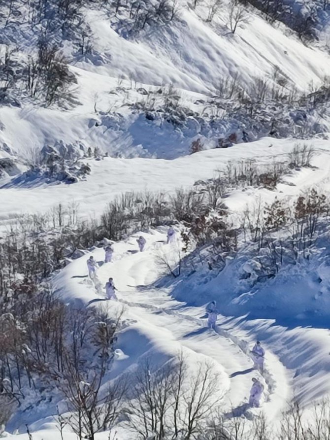 Tunceli’de Eren Kış-6 Operasyonu Zorlu Kış Şartları Altında Devam Ediyor