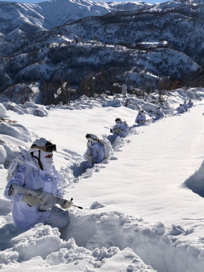 Tunceli’de Eren Kış-6 Operasyonu Zorlu Kış Şartları Altında Devam Ediyor