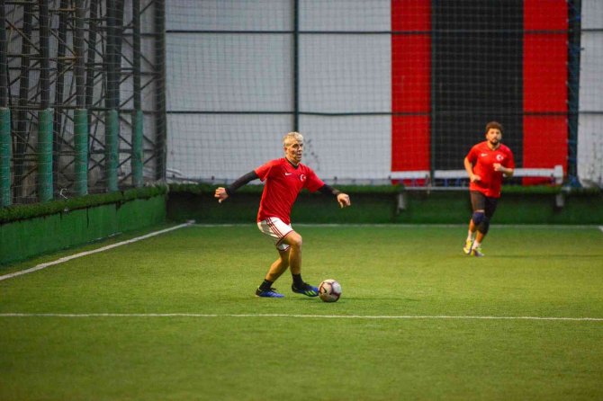 Kardeş Ülkeler Futbol Turnuvası Başladı
