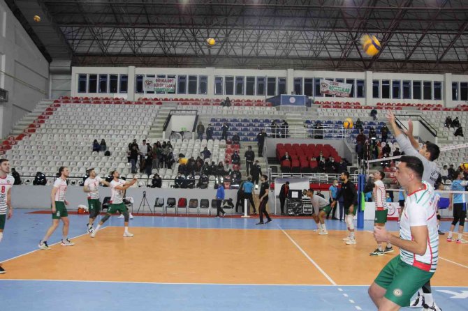 Efeler Ligi: Cizre Belediyespor: 0 - Halkbank: 3