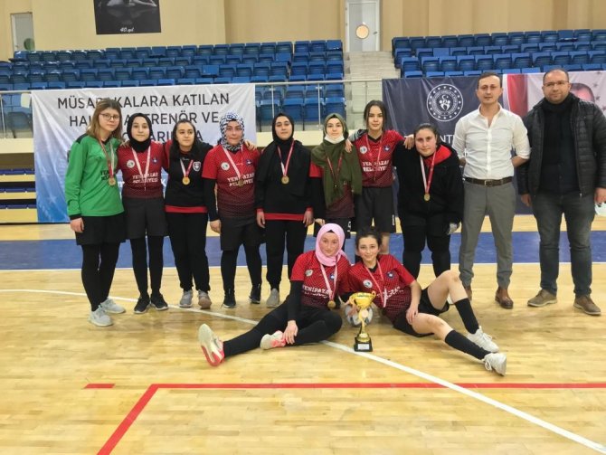 Yenipazarlı Kızlar Tarih Yazdı