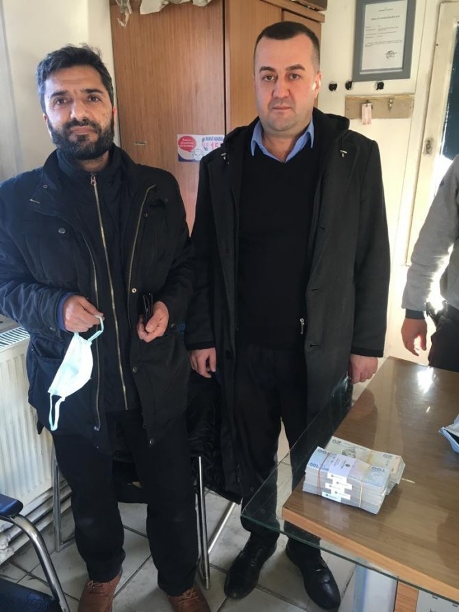 Ankara’da Otobüs Şoföründen Örnek Davranış