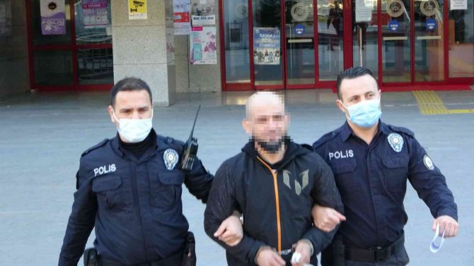 Tanınmamak İçin Saçını, Bıyığını Kesti Ama Polisten Kaçamadı