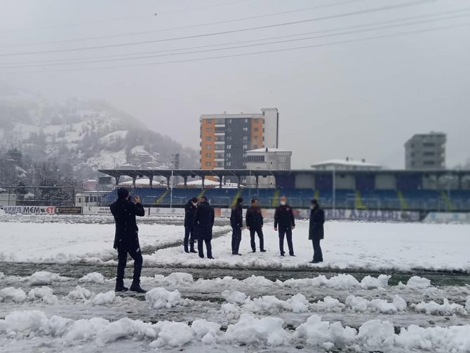 Artvin’de Kar Yağışı Nedeniyle 3. Lig Maçı Ertelendi