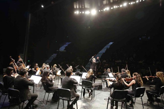 Başakşehir’de Senfonik Anadolu Rock Rüzgârı Esti