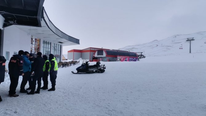Erciyes’te Çığ Düştü: 1 Kişi Kayıp
