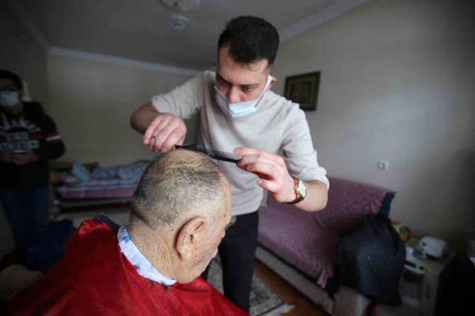 İ̇yiliğe Makas Sallıyorlar