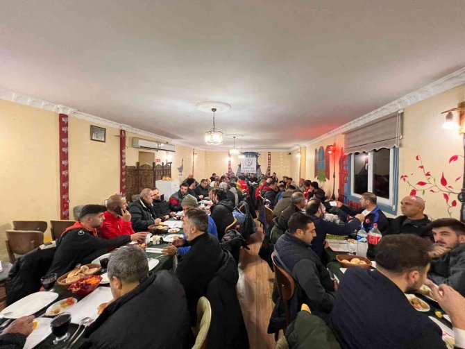 Güreş Kars İ̇l Temcisi Kırtay Antrenör Ve Hakemlerle Buluştu
