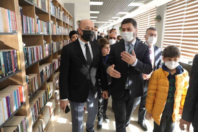 Kağıthane’de Sultan Selim Millet Kıraathanesi Açıldı