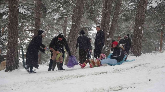 Ordu’da Kar Güzelliği: Boztepe Beyaz Gelinliğini Giydi
