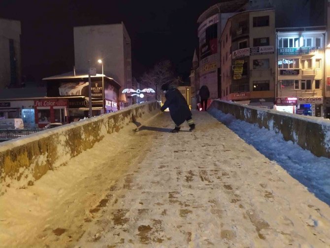 Kastamonu Belediyesi Karla Mücadele Kapasitesini Arttırdı