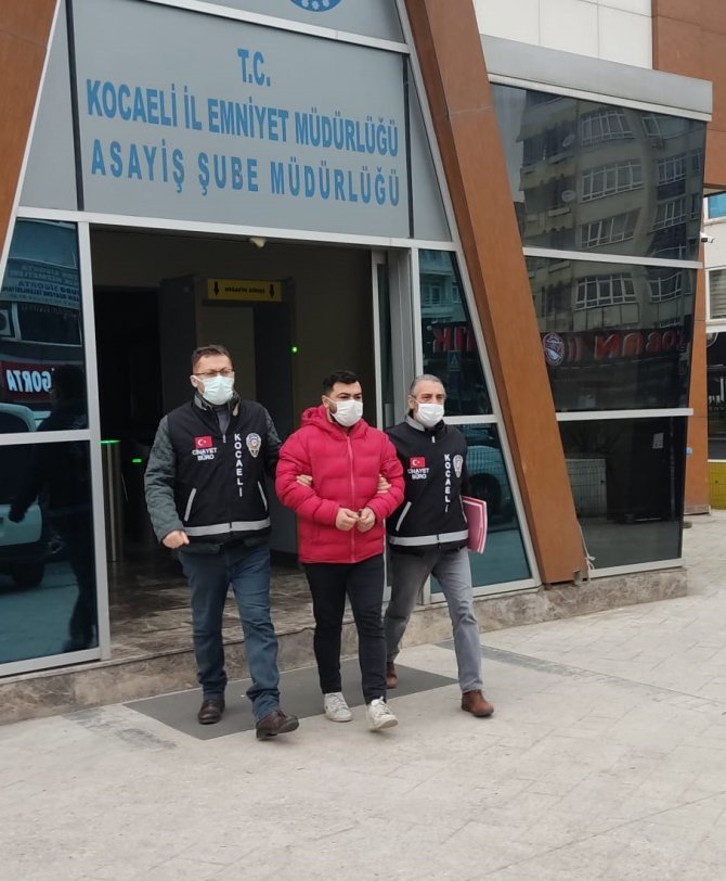 Evine Girdiği Kişiyi Öldürdüğü Belirlenen Şüpheli Yakalandı